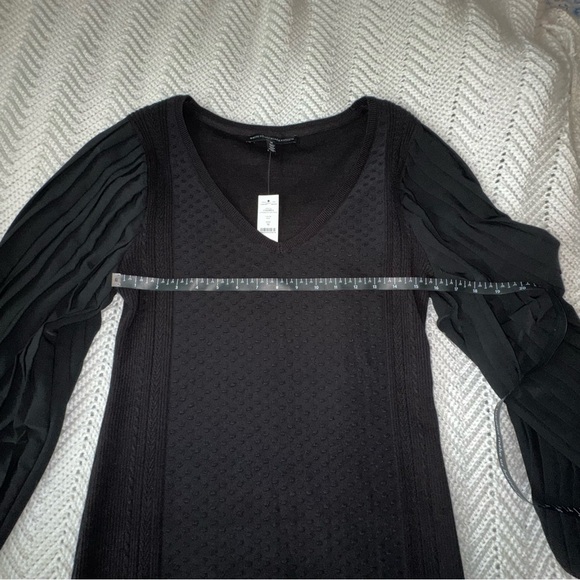 White House Black Markets Drama Sleeve Shift Dress - NWT - Size M - Picture 10 of 10